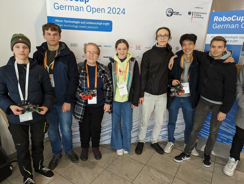 2024 teamfotoKassel.jpg