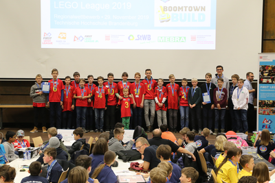 TeamFoto2019.png